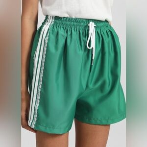 The Frankie Shop Bastia Lace Lined Green Shorts M/L - NWT